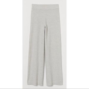 H&M Knit pants beige NWT Medium
